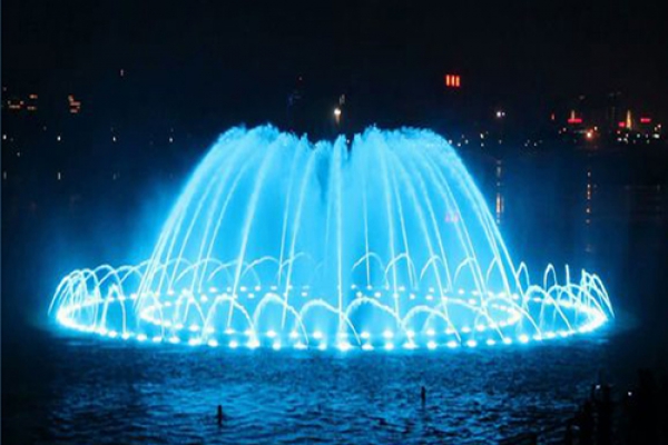 兰州滨河路水上摇摆音乐喷泉